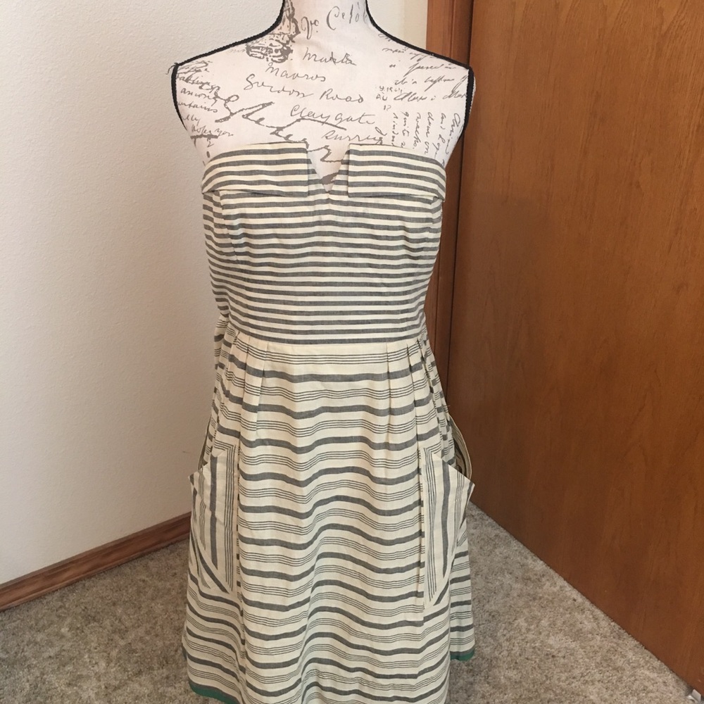 Anthropologie mauve strapless dress